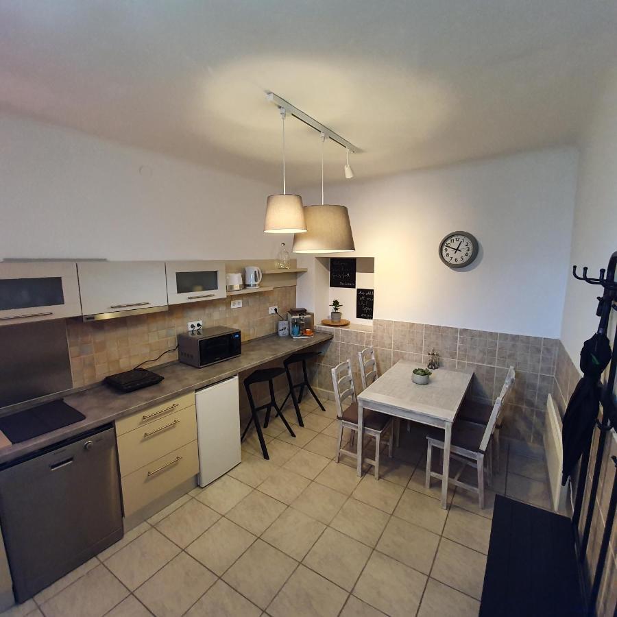 Corte Apartman Папа Экстерьер фото