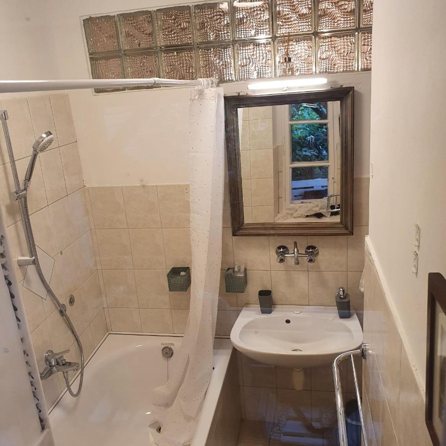 Corte Apartman Папа Экстерьер фото