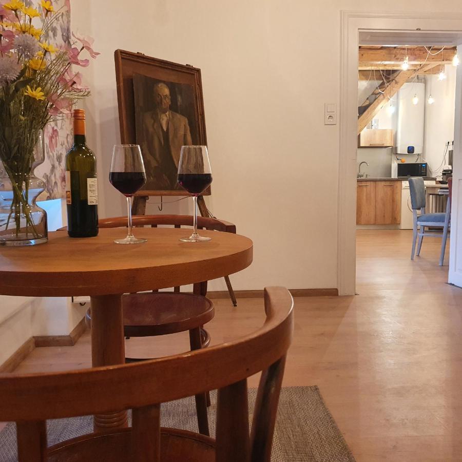 Corte Apartman Папа Экстерьер фото
