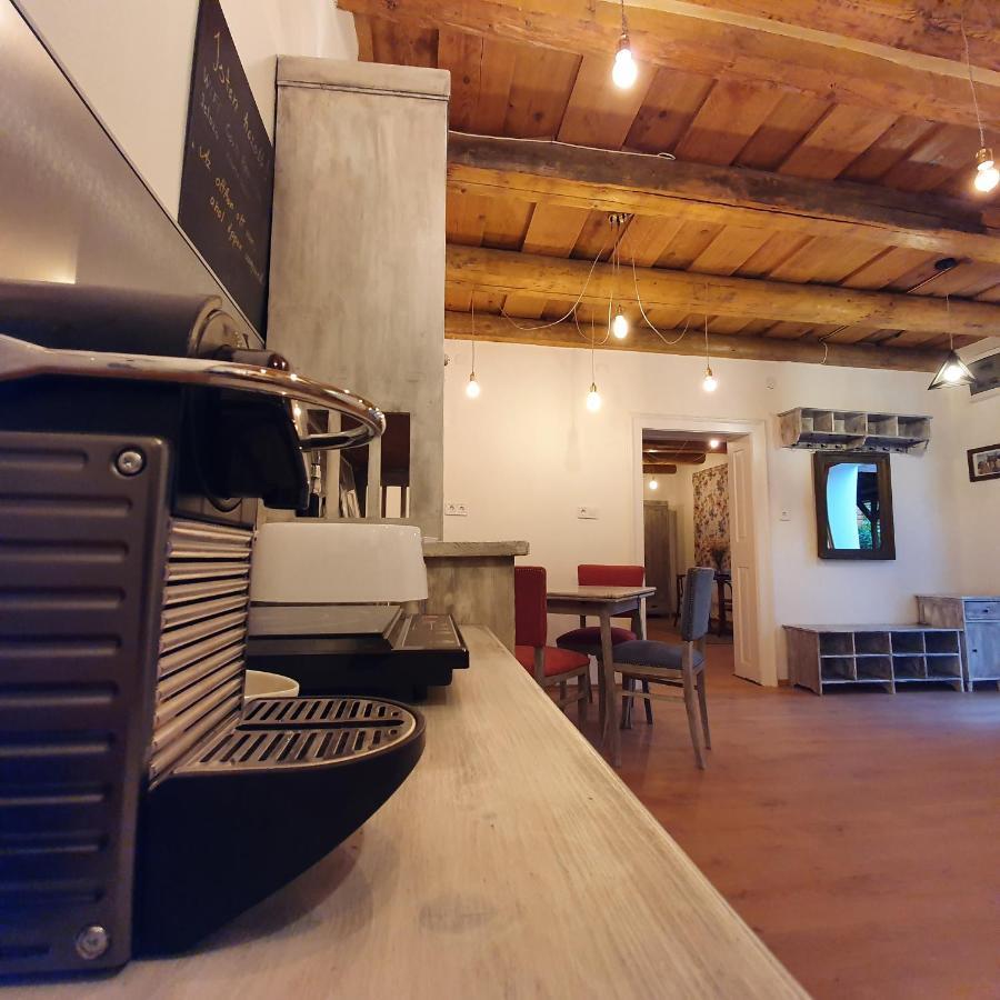 Corte Apartman Папа Экстерьер фото