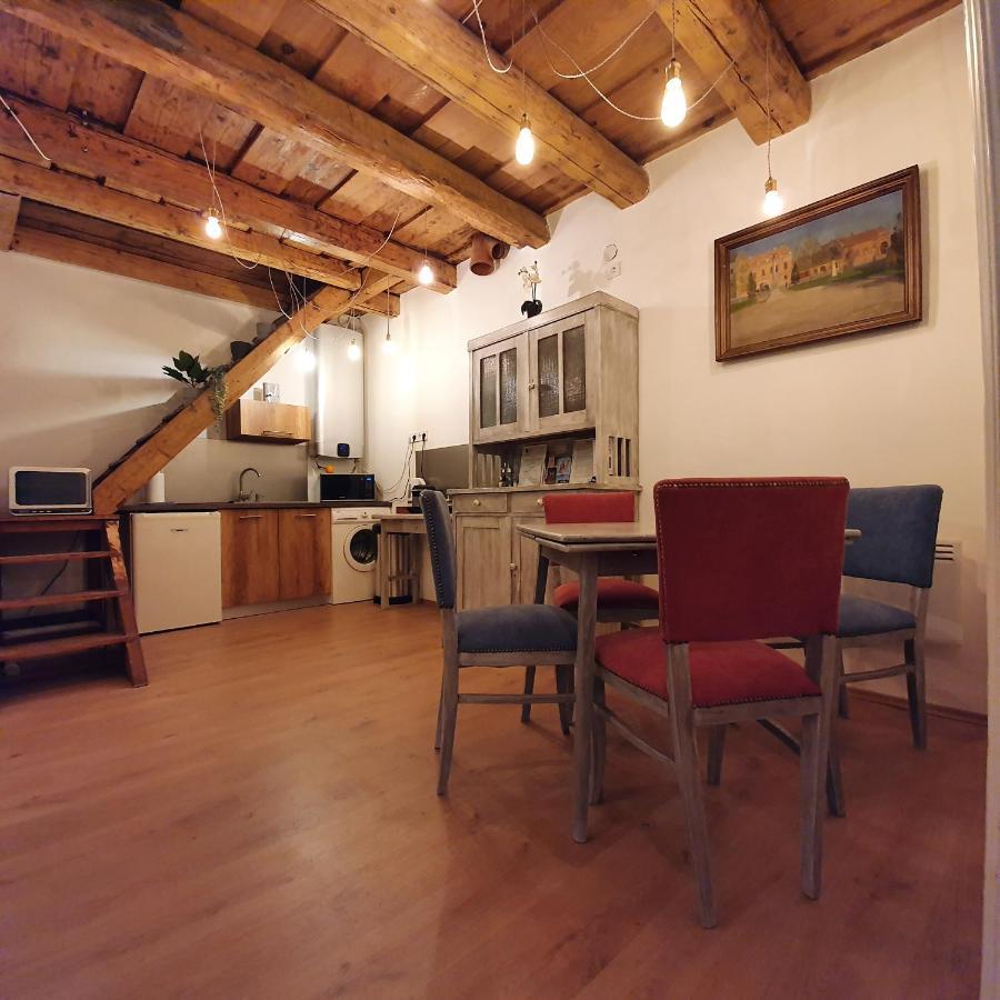 Corte Apartman Папа Экстерьер фото