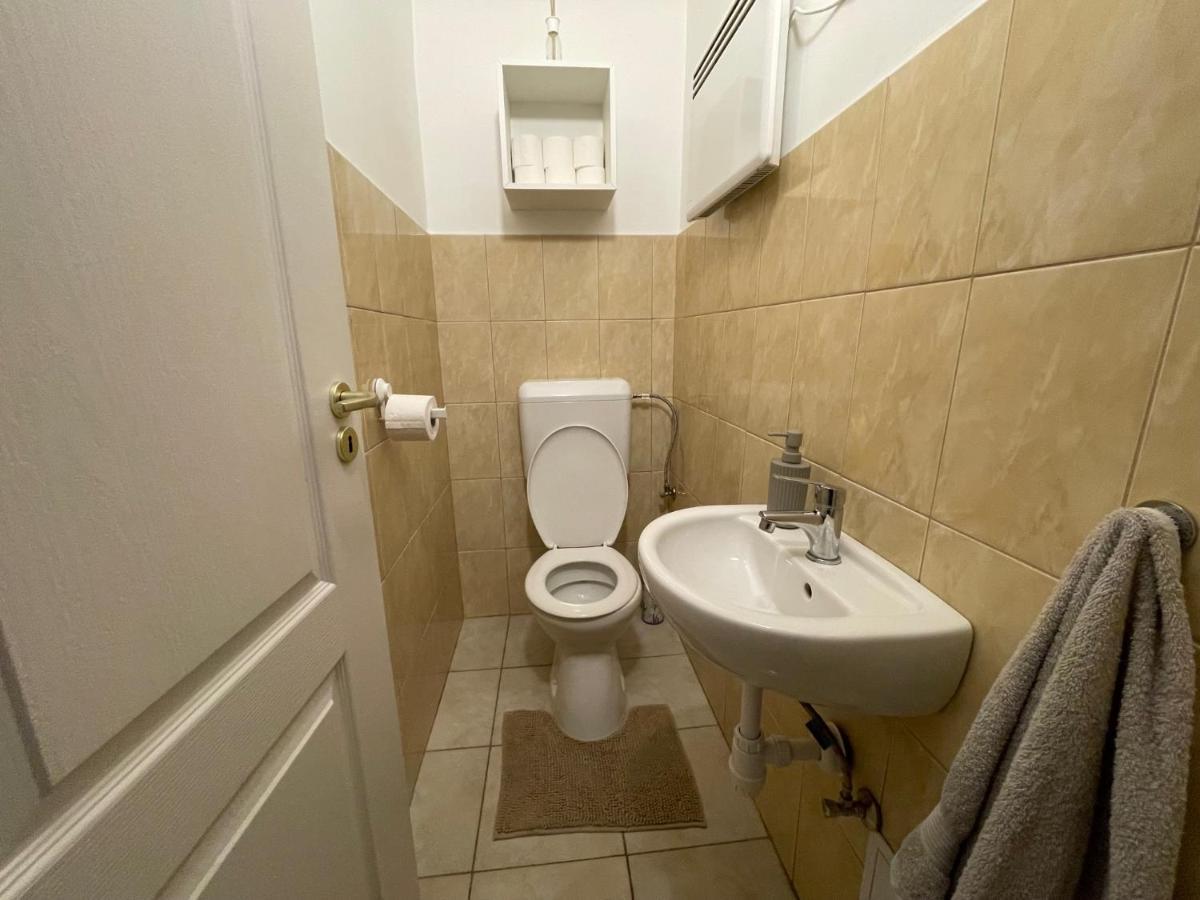 Corte Apartman Папа Экстерьер фото