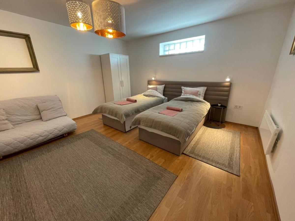 Corte Apartman Папа Экстерьер фото